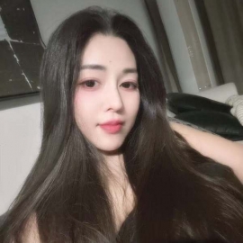 丰满性感翘臀颜值老师