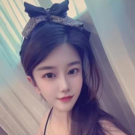 高挑性感美女