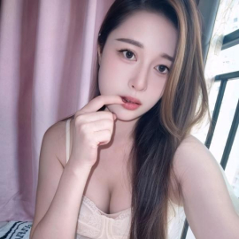 性感巨乳大眼嫩妹