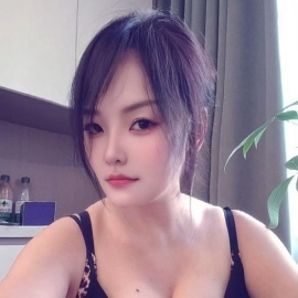 爆乳美女